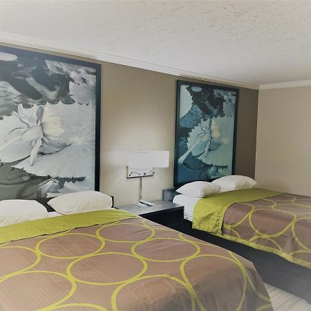 Super 8 By Wyndham Picayune Exterior foto